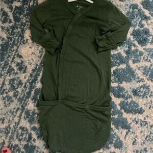 Kyte BABY Hunter Green Infant Gown